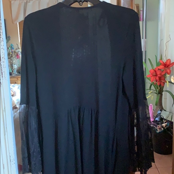 Back cardigan with lace in sleeves - Picture 6 of 8